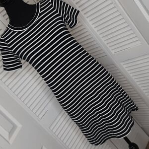Hollister Black and White Shirt Dress